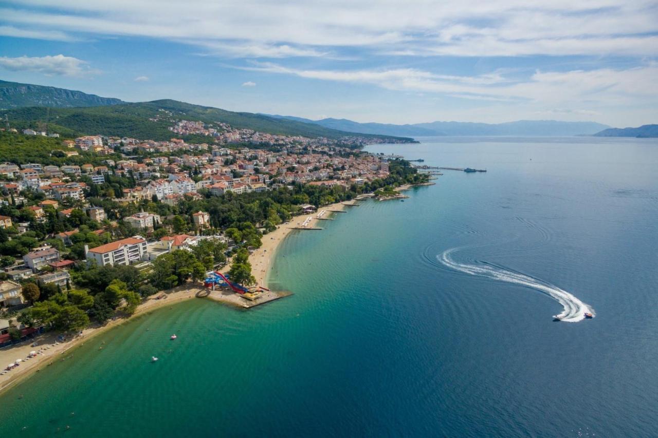 Vila Sani Crikvenica Exterior photo